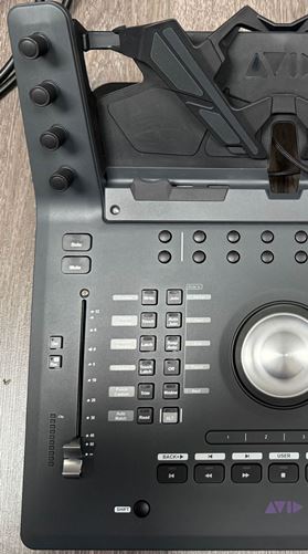 Avid-Dock iPad / Android tablet control 